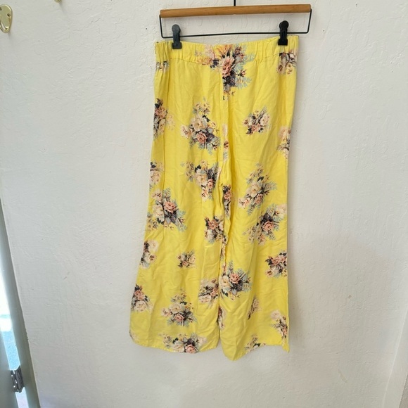 Anthropologie Feather Bone Talese wide leg yellow floral pants Size 4 - Picture 7 of 12